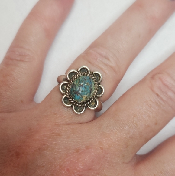 Vintage Navajo silver turquoise ring - Picture 5 of 11
